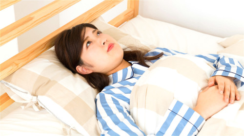 失眠困扰着很多人，运用一些食疗方可以缓解。
