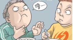 男子吃牛排噎窒息女友出奇招救其命(組圖)