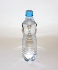 小心93％瓶裝水驗出「微小塑膠顆粒」(圖)