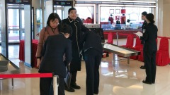 北京戒備森嚴民盼兩會結束(圖)