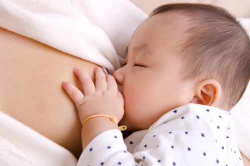 美国阻止母乳喂养？川普痛批《纽时》假新闻