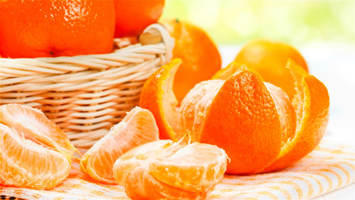 橘子皮枕頭可以加快腦部的血液循環，對腦梗塞有一定的預防功效。