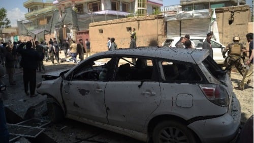 2018年4月22日，阿富汗喀布尔选民登记中心外发生自杀炸弹袭击，至少4人死亡。