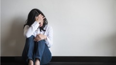 中国女留学生扬言杀光台独被关进精神病院+遣返(图)