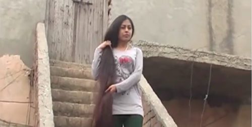 印度现实版“长发姑娘”看看她的头发有多长