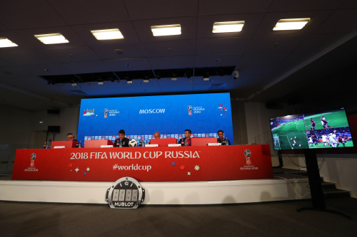 2018世界杯足球赛将是影像助理裁判（VAR）首次上路。