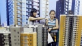 中國樓市悖論房價一降就有老業主「維權」(視頻)