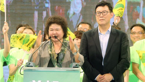 臺北市長參選人姚文智23日舉辦首場造勢晚會，陳菊擔綱壓軸演說嘉賓。