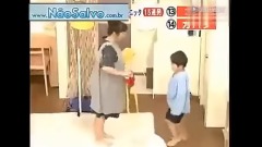 她怎么做到的“从起床到送小孩上学”只要5分钟(视频)