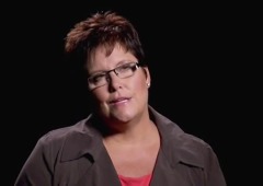 阳光美女遇害多年好友见其显灵后奇迹破案(组图)