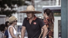 华人注意：回国太久可被没收老人金失业金等福利(图)