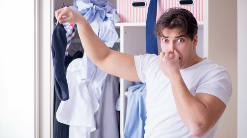 加拿大的一項研究發現，女生聞伴侶的髒衣服能夠減壓。