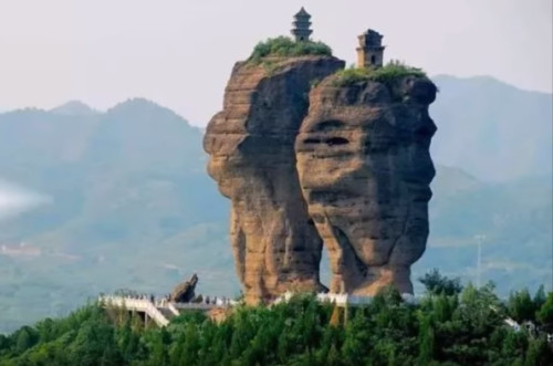 中国最奇险的6大寺庙鬼斧神工
