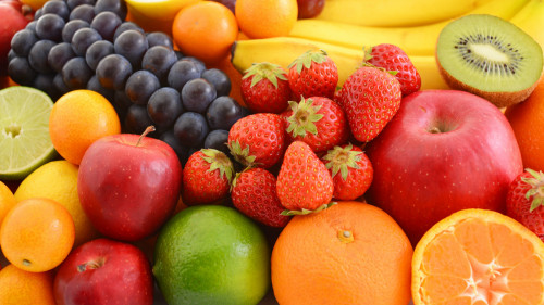 维生素C主要来源是新鲜的蔬菜与水果。