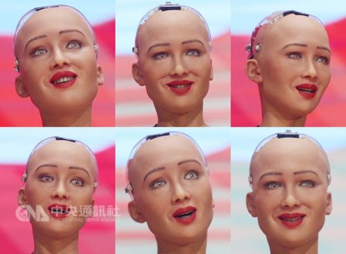 机器人苏菲亚的面部表情变化多端，相当吸睛。