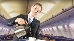 空姐沒說的事：航空公司都有哪些免費服務(視頻)