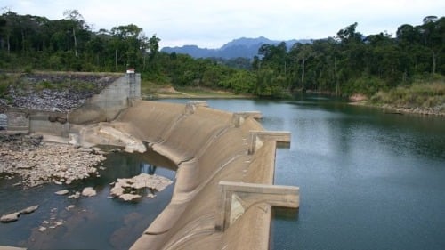 老挝中南部的一处水坝