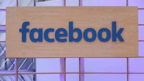 脸书（Facebook）及旗下照片分享平台Instagram向美国联邦法院提起诉讼，指控4家中国企业及3名中国个人兜售可作非法用途的假帐号。