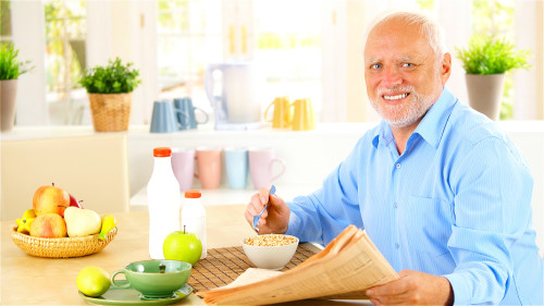 「營養」對老年人的健康非常重要，一份豐富營養又容易消化的早餐更不可缺少。