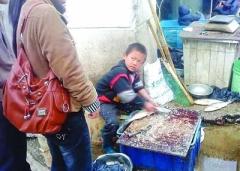 小男孩成为网红几年后却选择结束自己生命(组图)