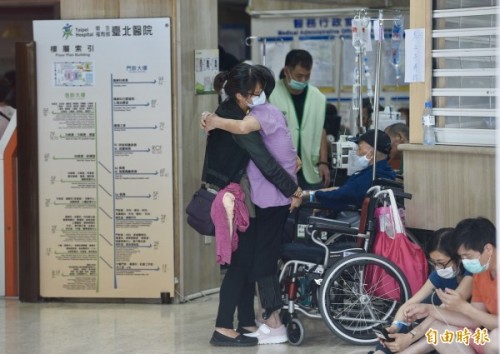 卫福部台北医院护理之家大火，造成9人死亡。