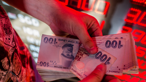 土耳其央行随意发行货币引发债务危机并导致本币汇率爆贬