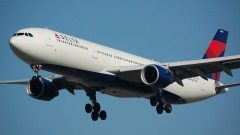 飞机大西洋上空被迫掉头乘客白坐7小时原因竟是……(图)