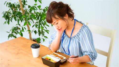 出現厭食的現象要提高警覺，可能是胃出問題了。