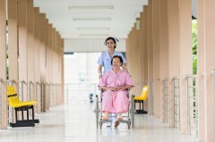 白卡不白給紐約華婦被追討23萬美元(圖)