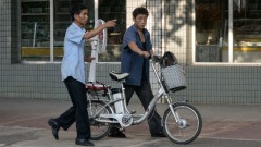 朝鮮保安員的醜陋70多歲老人也成目標(圖)