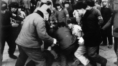 文革中因有“约会”嫌疑女被迫跳楼(图)