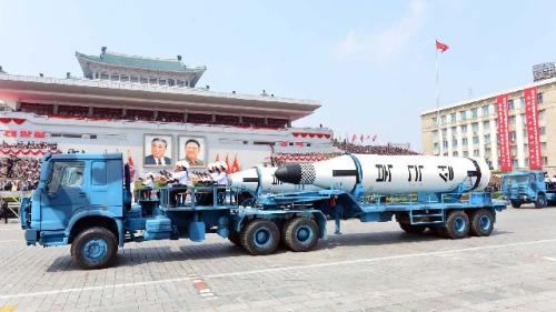 2017年4月15日，在平壤举行的阅兵式庆祝金日成诞生105周年之际，朝鲜展出北极星导弹。