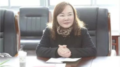 迷戀整容重慶女院長剋扣500萬困難學生補助(圖)
