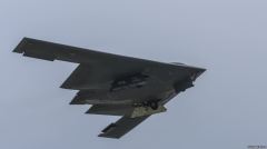 美軍再向夏威夷珍珠港部署B-2戰略轟炸機(圖)