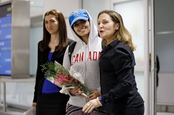 沙特出逃少女獲加拿大庇護 加外長親自接機