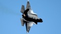 震撼F-35A戰機360度旋轉飛行視頻瘋傳(圖)