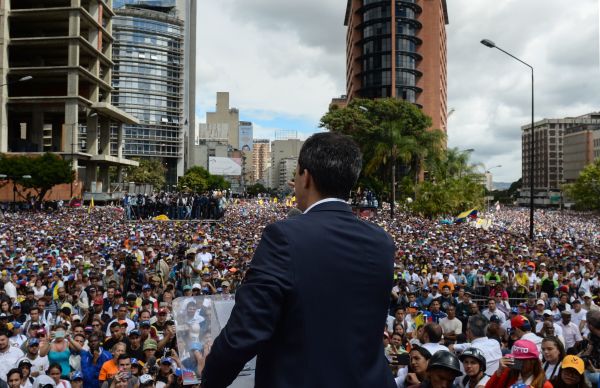 委內瑞拉通貨膨脹 馬杜羅政府高壓統治 導致發生政變