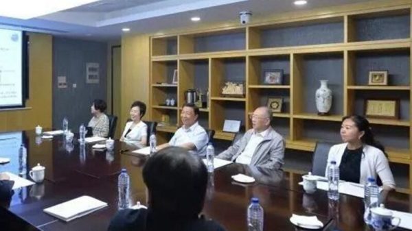 10月16日，李源潮的母校上海复旦大学，披露一个月前李源潮视察母校的消息，但很快删除。