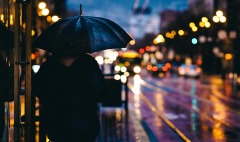 九死一生：英國華人講述偷渡的恐怖經歷(圖)