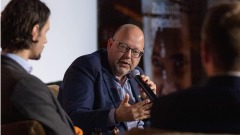 不可思议拿钱补贴中国在野党抨击德国政府(图)