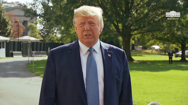 2019年10月4日上午，川普總統在白宮南草坪講話
