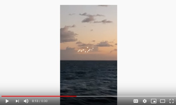 UFO美國男子海上拍到14個神秘光點