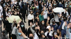 勇武者要講分寸和理非要講義氣(組圖)