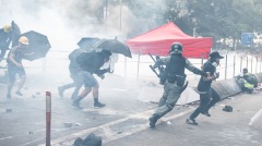 控告港警犯下三大罪行港人告上海牙國際法庭(圖)