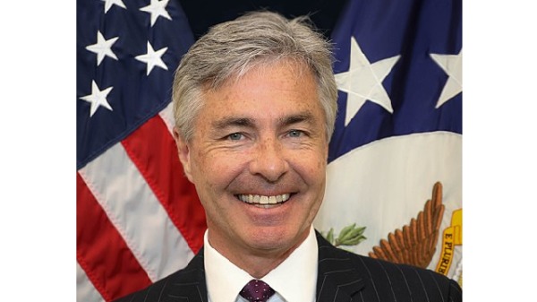 川普提名挪威大使布雷思韦特（Ken  Braithwaite）为信任美国海军部长（图片来源：公有领域）