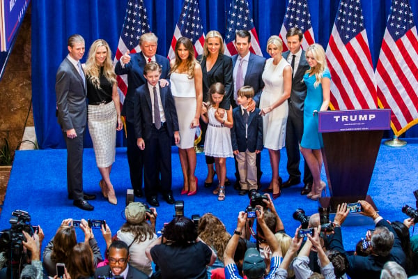 2015年6月16日，川普宣布競選美國總統職位，全家合影。