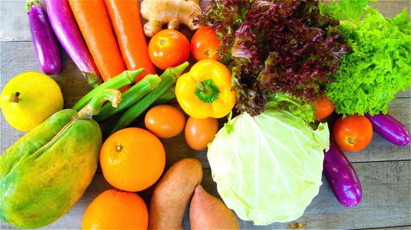 胡蘿蔔、捲心菜能預防癌症發生，殺死異常癌細胞。