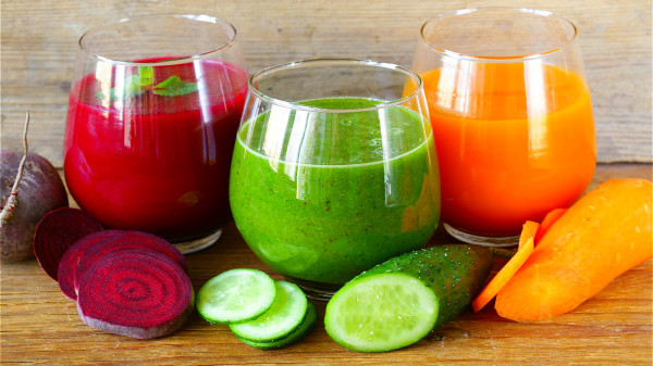 一周至少喝3次蔬果汁，能降低老年痴呆症风险。