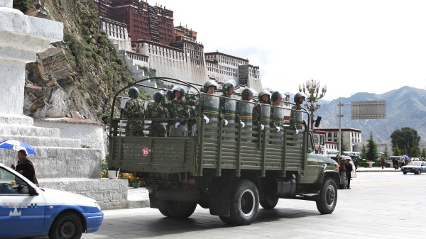 中國警方在西藏