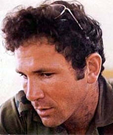 以色列軍隊唯一的陣亡者是指揮官約納坦･內塔尼亞胡上校。